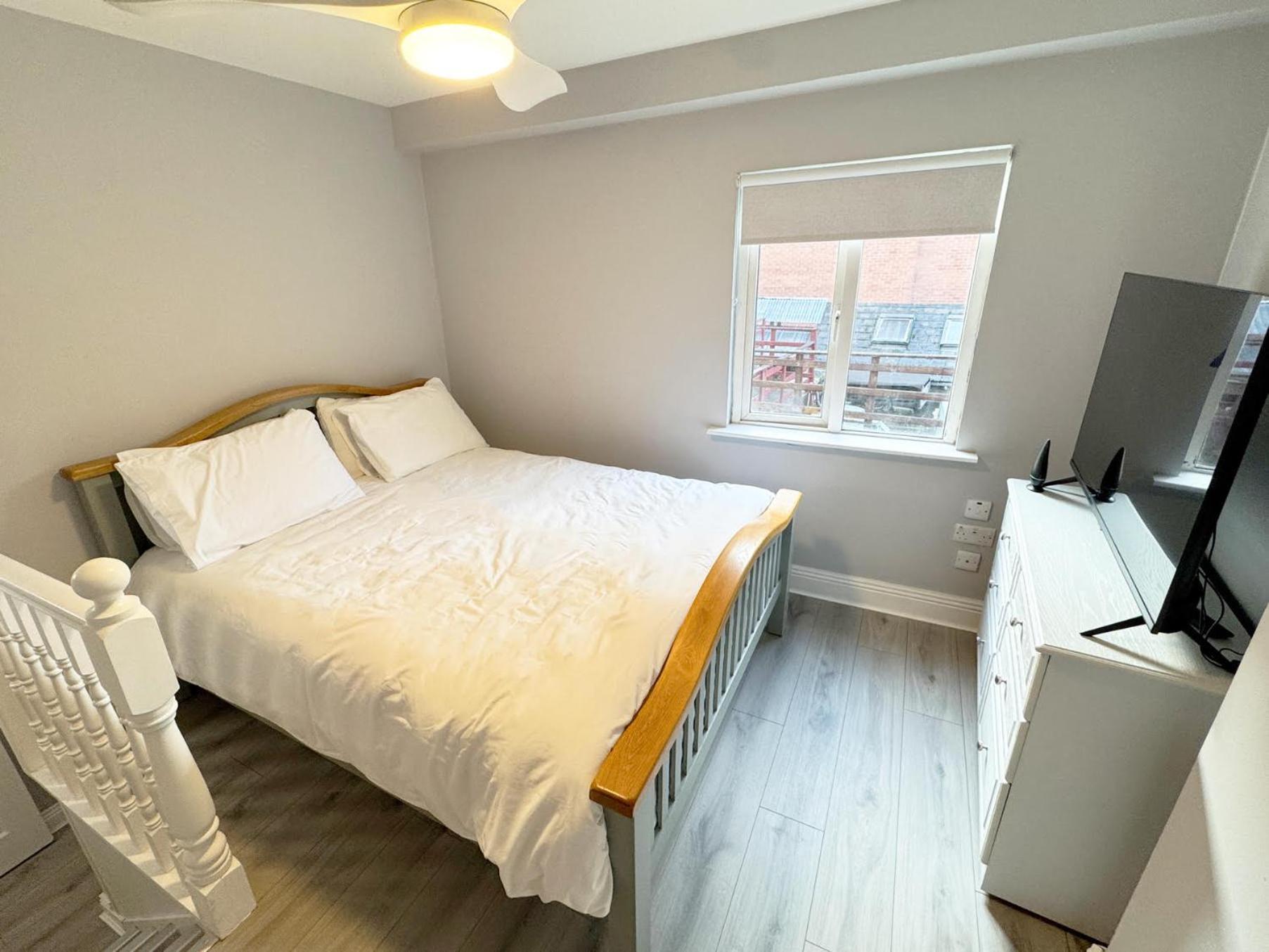 Molloys Apartments Дублин Экстерьер фото