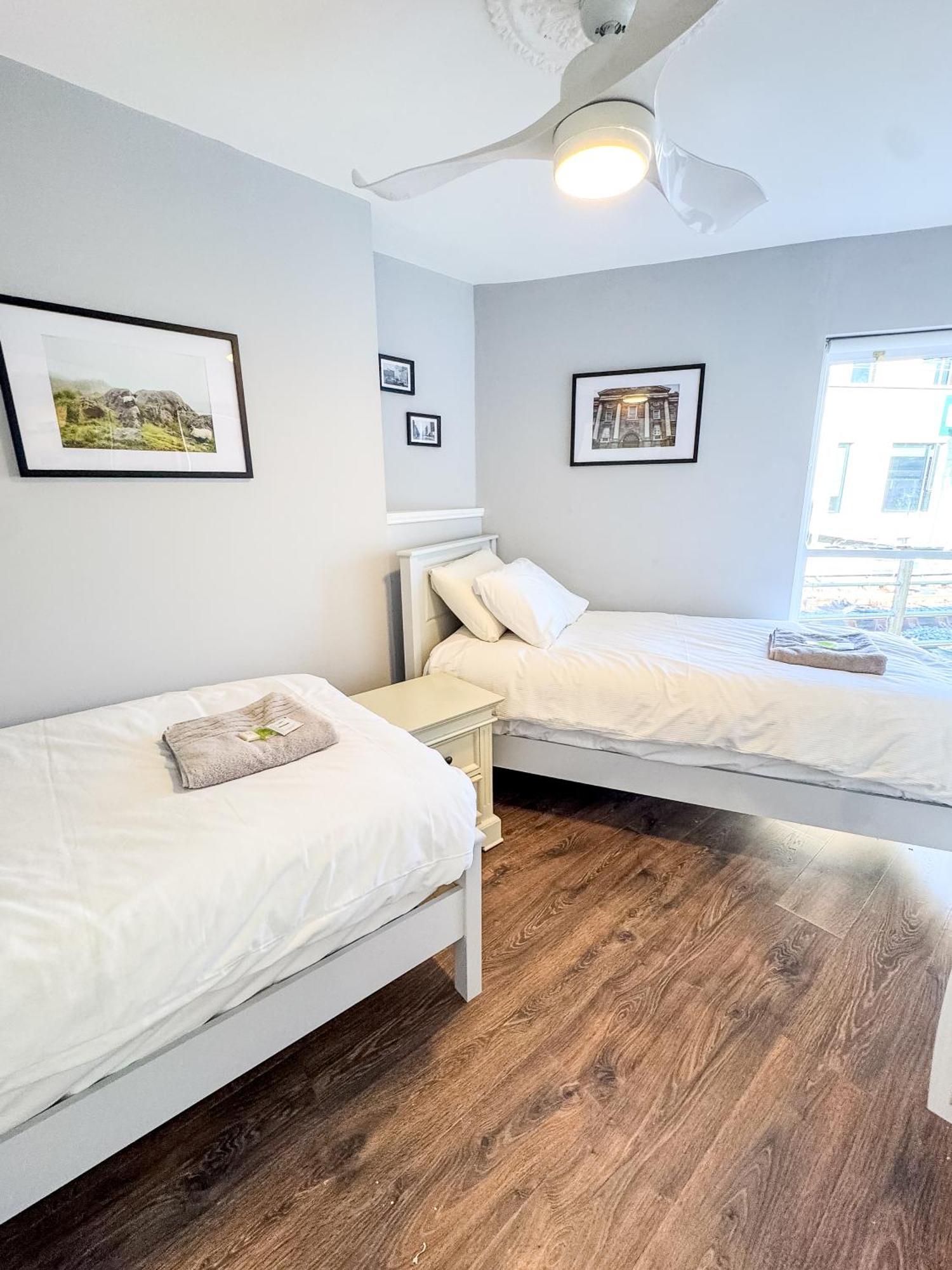 Molloys Apartments Дублин Экстерьер фото