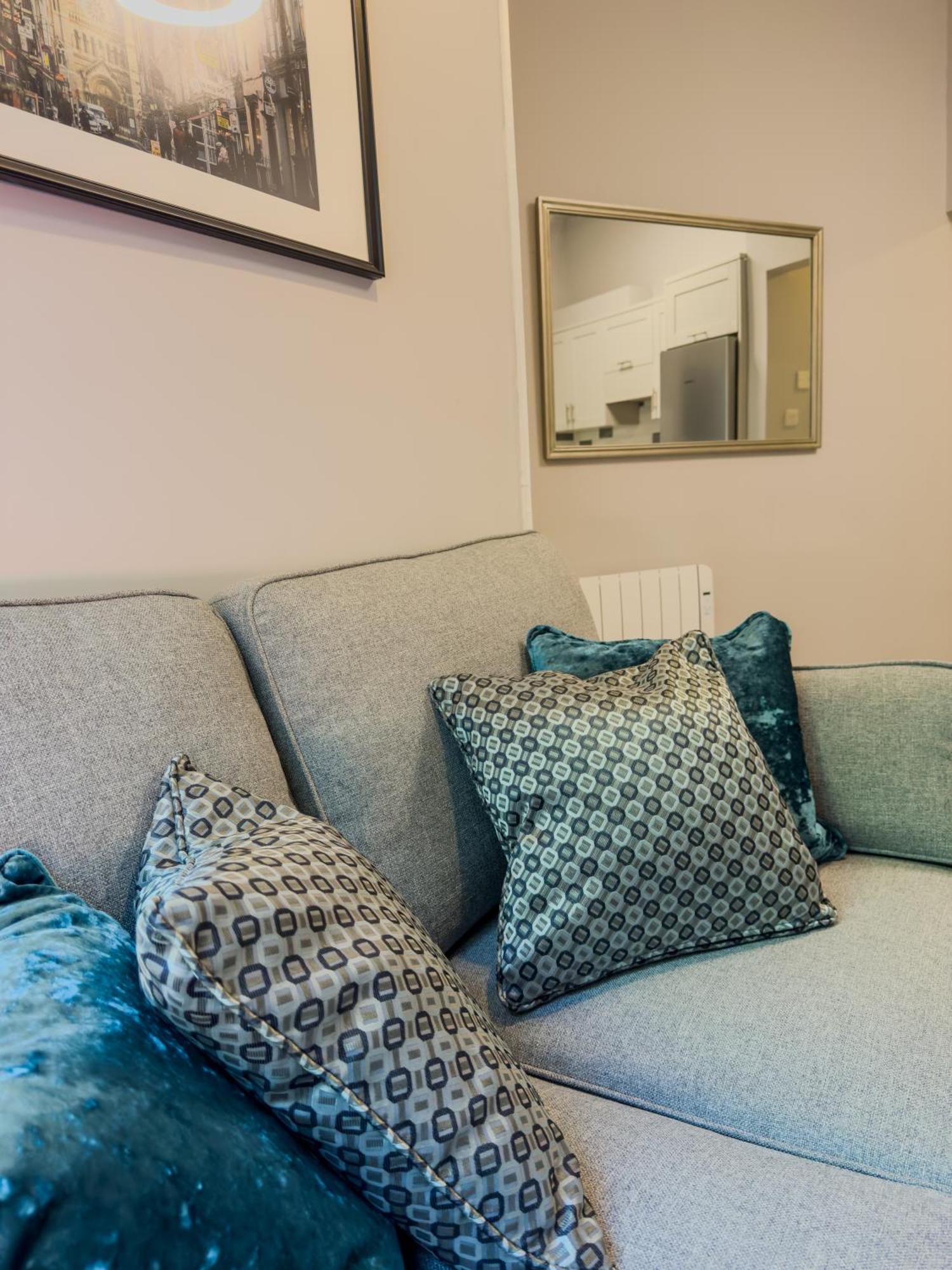 Molloys Apartments Дублин Экстерьер фото